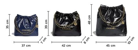 chanel 22 size comparison.